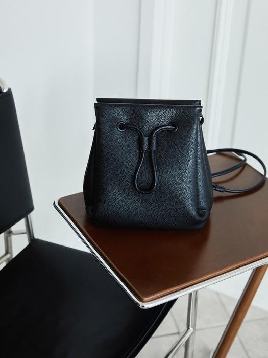 Less Bag_3 스몰 가죽 백팩 - 블랙(BE61D3M845)