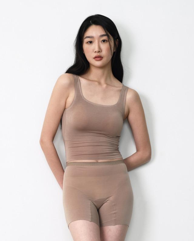 모달 멜로우 노브라탑