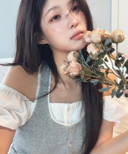 레터즈 레이스 버튼 홀터넥 탑 ( 멜란지그레이 )