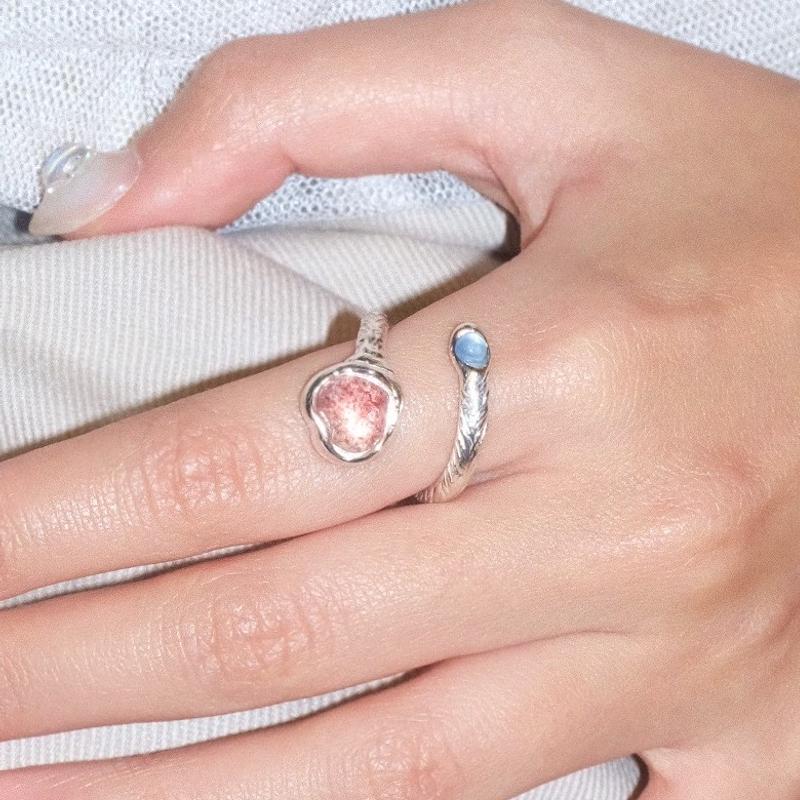 Strawberry ring