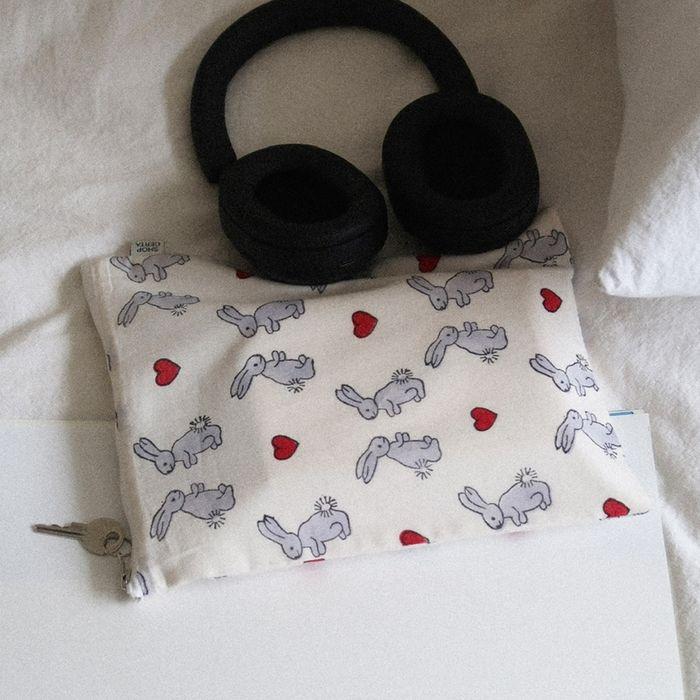 Book Pouch_Lovey Bunny [북파우치 러비버니]