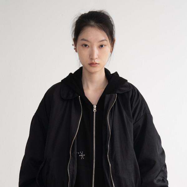 [11/4 출고 예정] Back Shirring Cropped Jumper (Black)