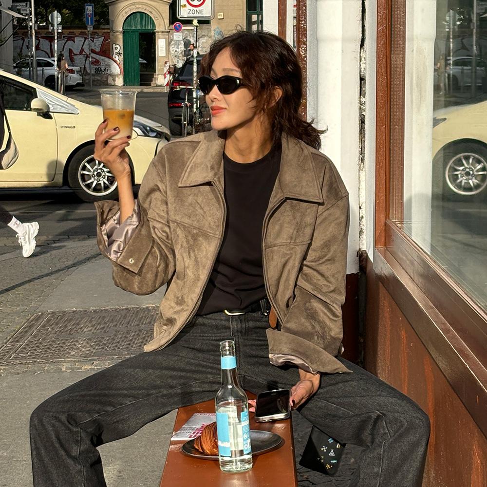 Zip-up Suede Blouson (pale khaki)