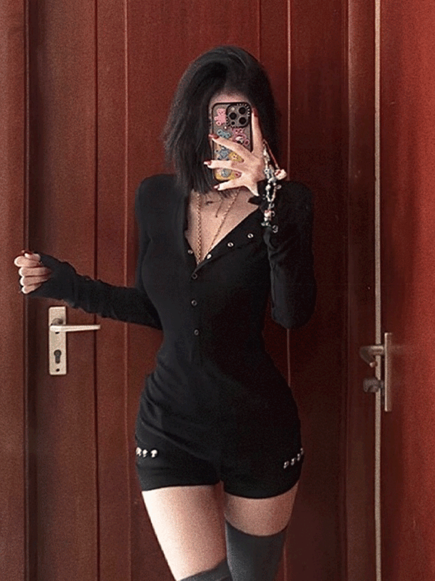 Rape snap tee