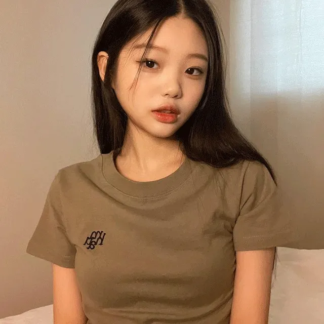 [묶음할인] 스티치로고 베이직 티셔츠: 5color