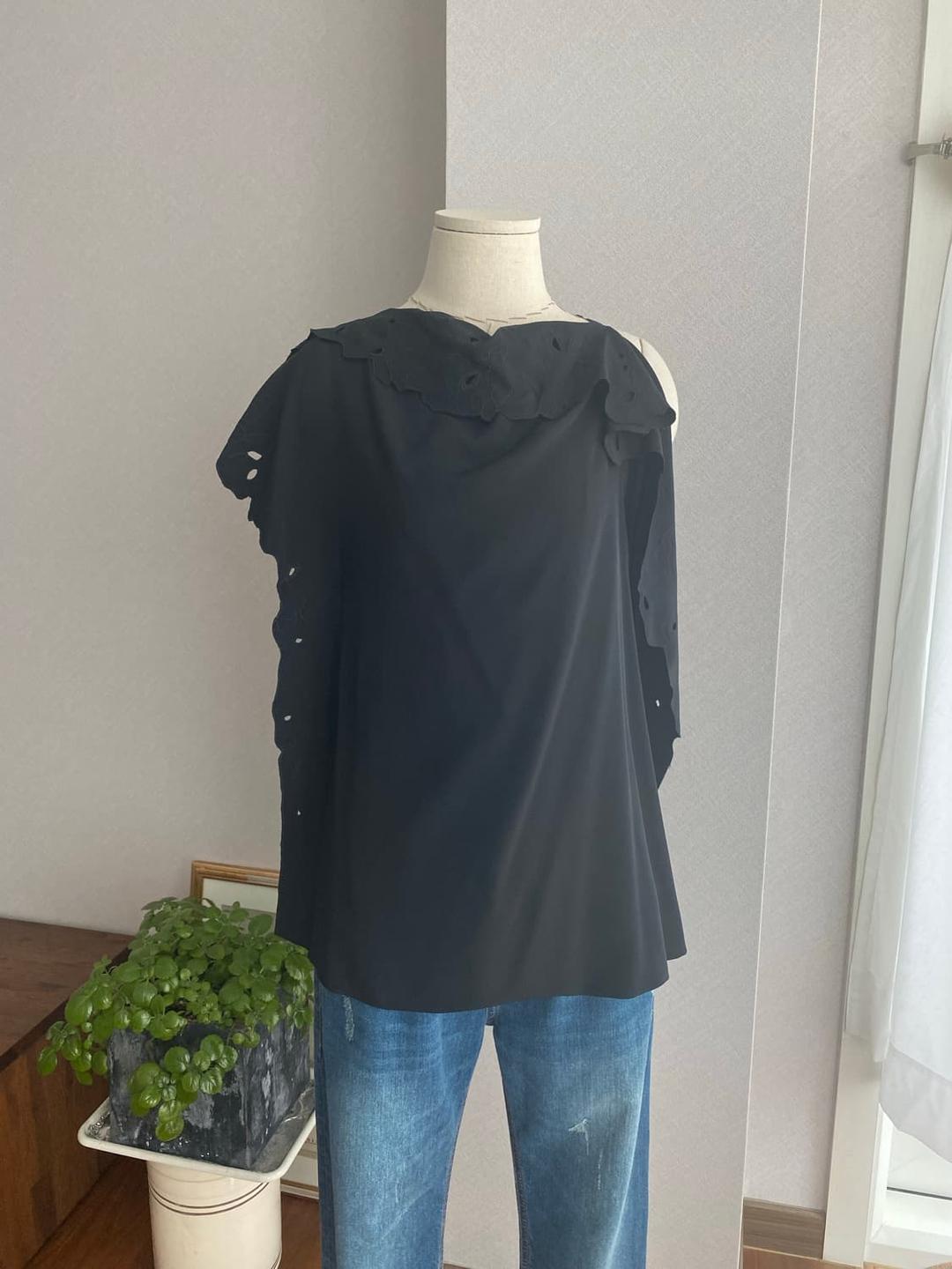 바네사브루노 슬리브리스 블라우스(36,새제품) | 후루츠패밀리