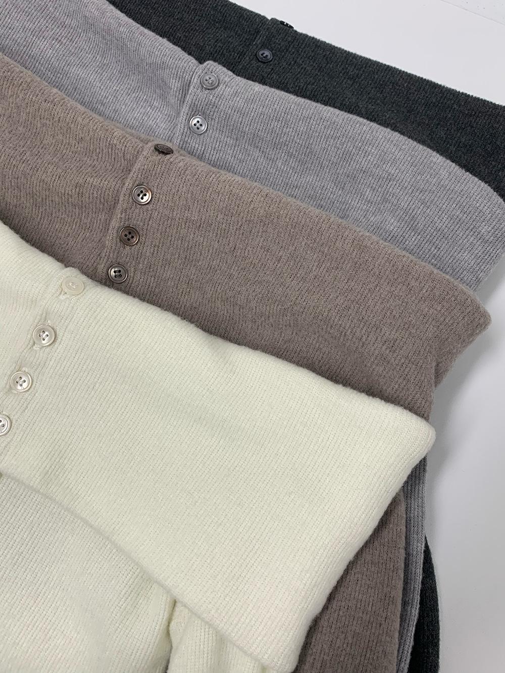 오뉴어웨이 에르 기모 오프숄더 니트 티