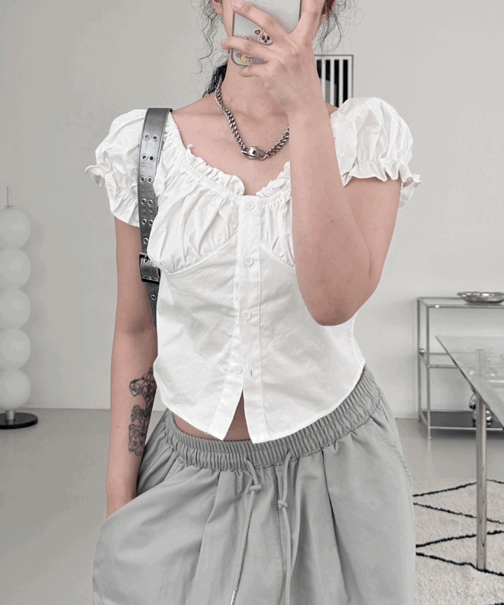 *화이트 7/20-21일 출고* [BEST] Frill lovely blouse (2color)