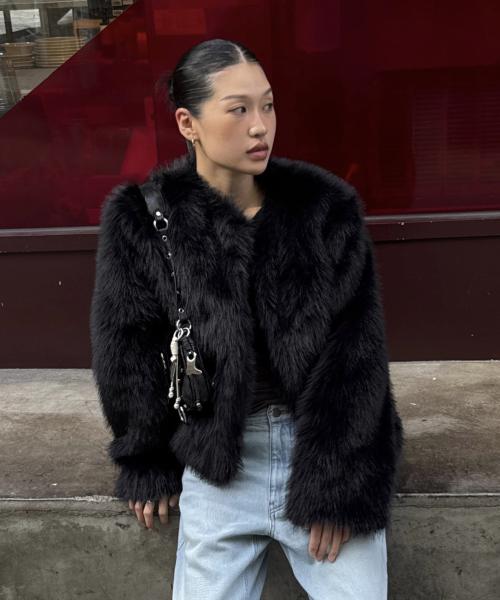 아멜리아 퍼 자켓 - 블랙