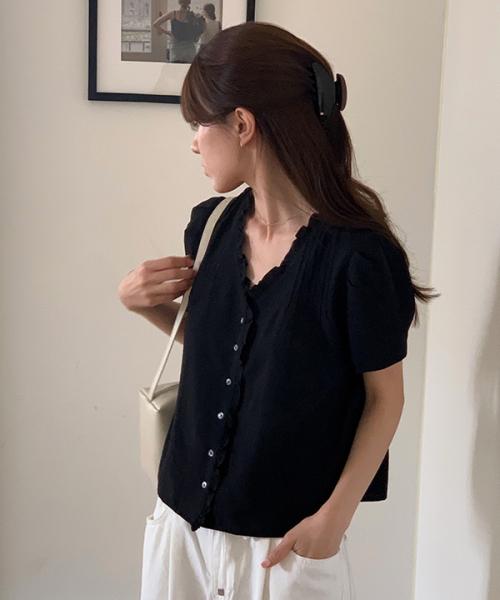 pintuck frill blouse-black
