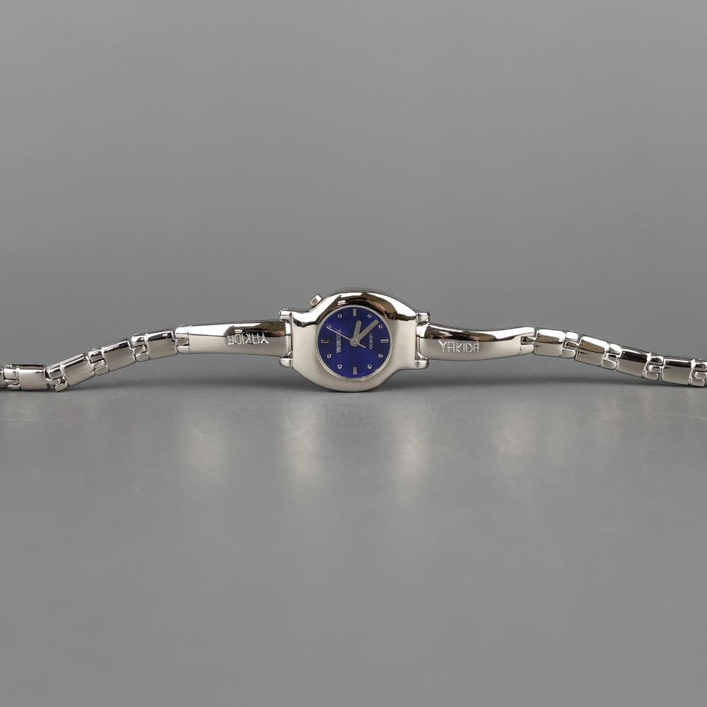 YAKIDA SEOUL Curved metal watch (blue)