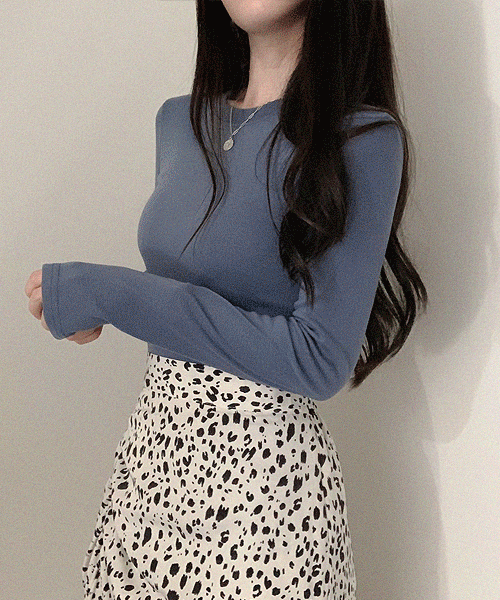 감성 컬러🌙 여리핏 촉감굿 쫀쫀 스판 기본 긴팔 봄겨울 기본 무지 이너 티셔츠 아이보리 블랙 핑크 소라 브라운 연보라 쫄티