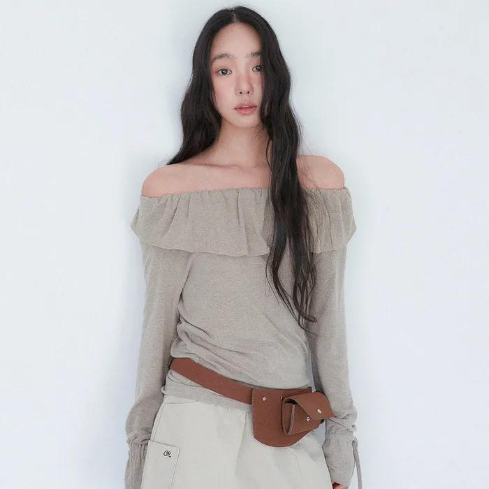 FRILL COLLAR T SHIRTS BLOUSE [ LATTE ]