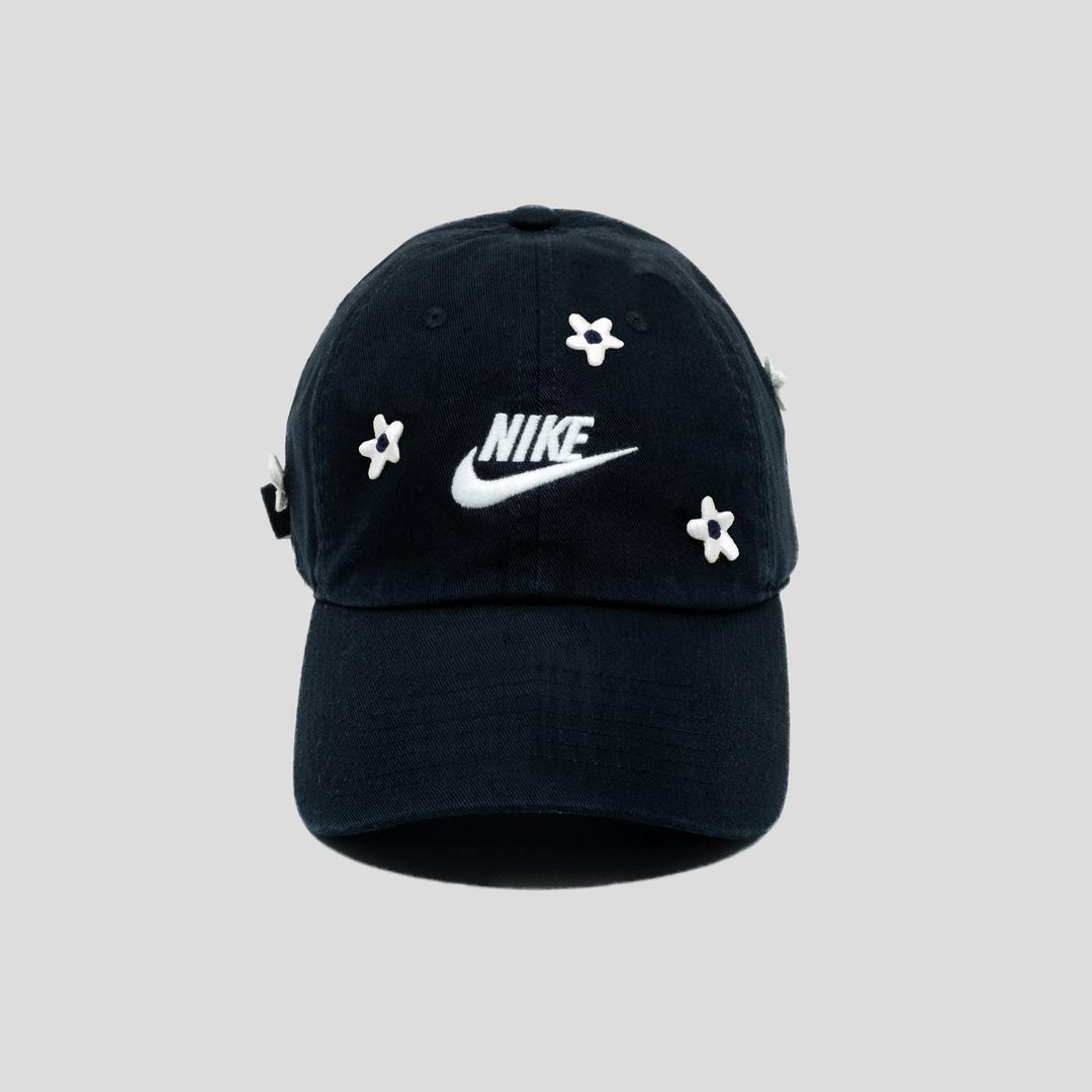 8월 25일 12:30 재입고 예정 [NIKE] flower emb cap