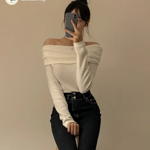 [ 3color / 여리 종결 ] 여리 오프숄더 셔링 보들 니트 티 연말룩 파티룩 쇄골