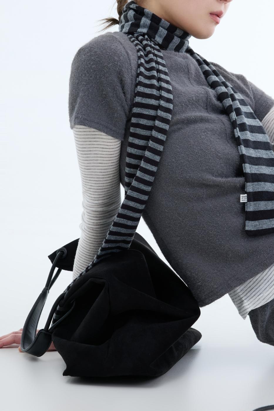 포르테나 파르시 스웨이드 숄더 백