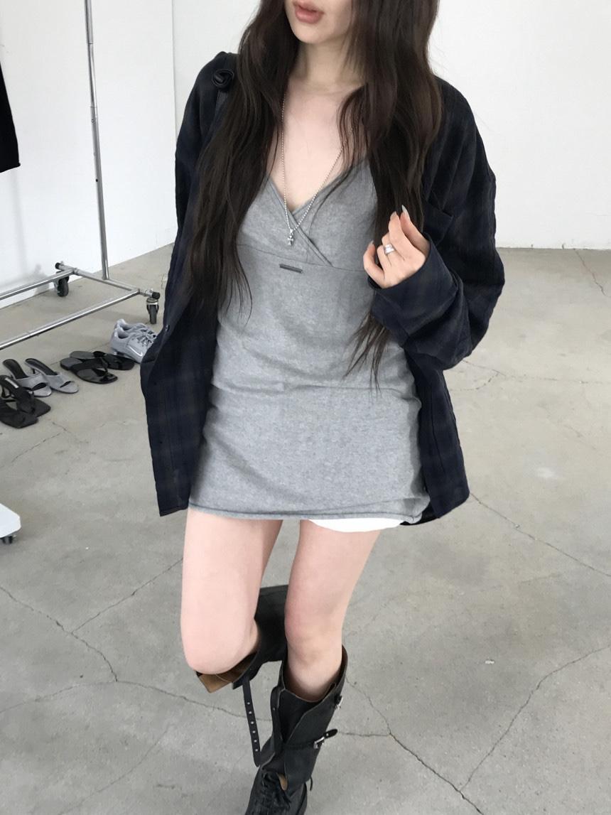 히스 누즈 브이 로고 원피스 (3C)