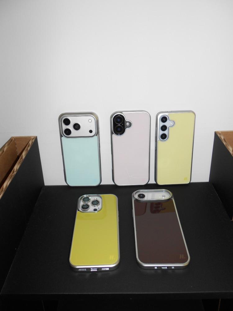 Candy Case (Silver Bumper)