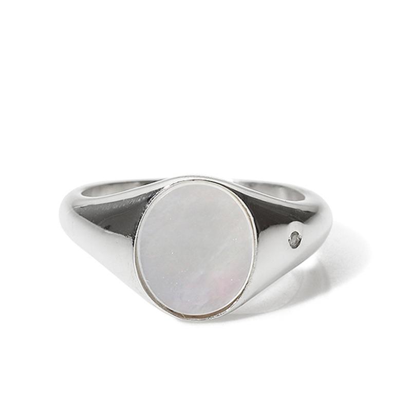 white nacre oval ring