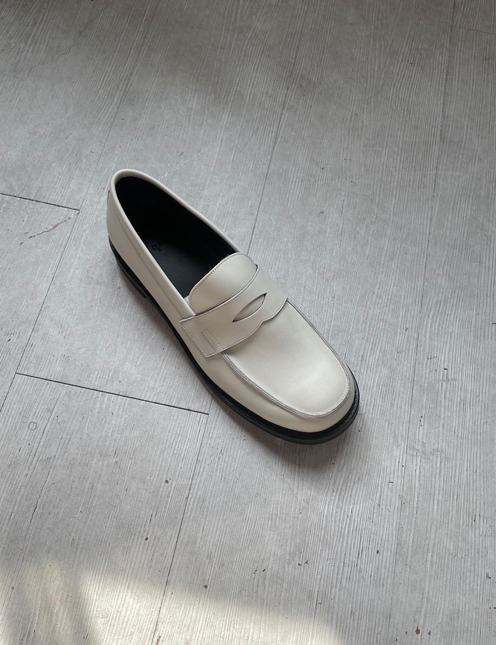 Cinderella saturday ivory (280 size)