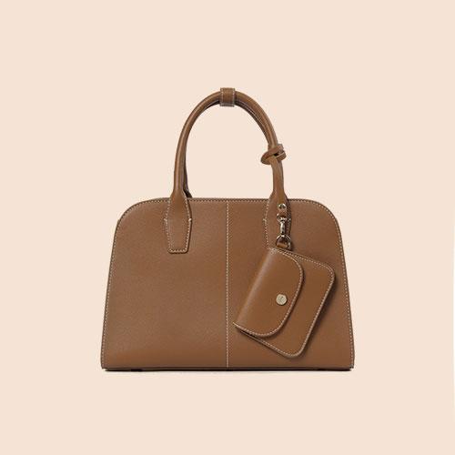 [프리오더/7월말 순차배송] henne bag *Medium - Caramel Brown