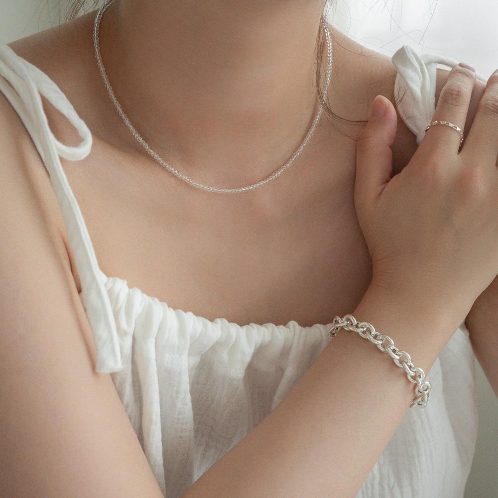 럽은 글래시 비즈 실버925 목걸이