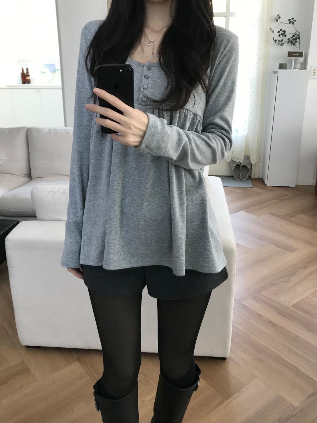 키튼 프릴 버튼 티셔츠 (3color) - 기모 안감