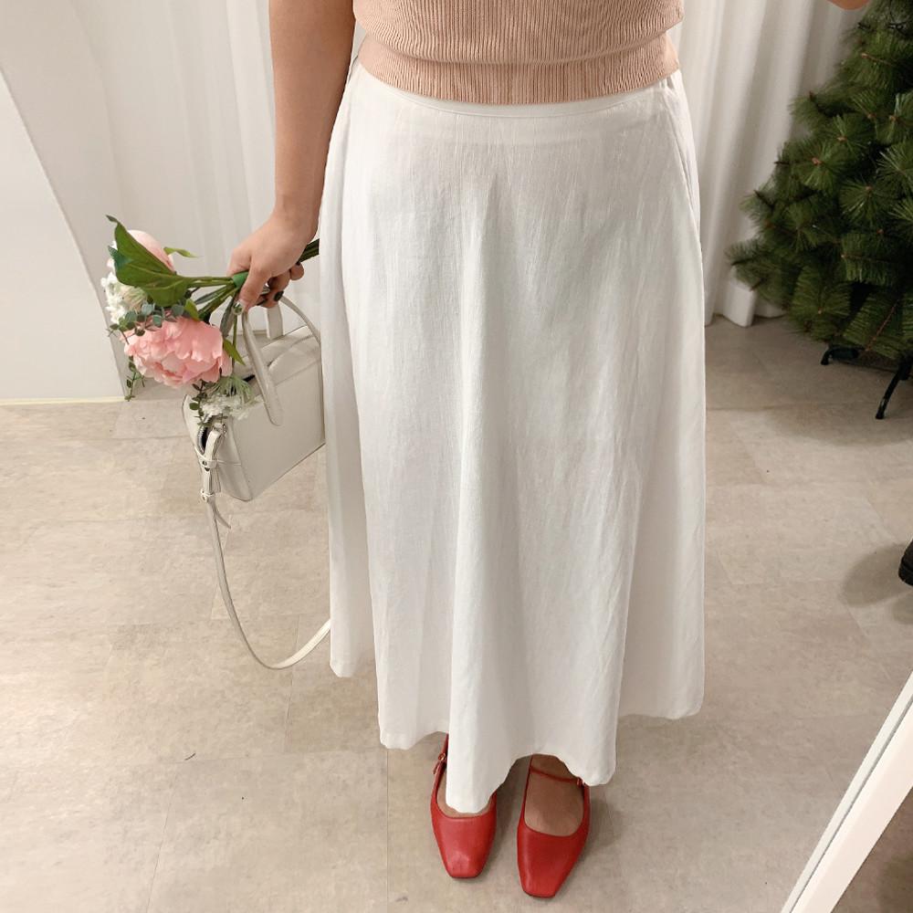 마리 린넨 뒷밴딩 플레어 롱스커트 A0100
