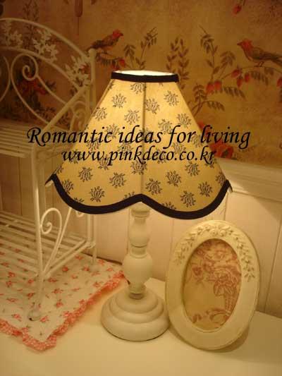 루이 블루 스텐드