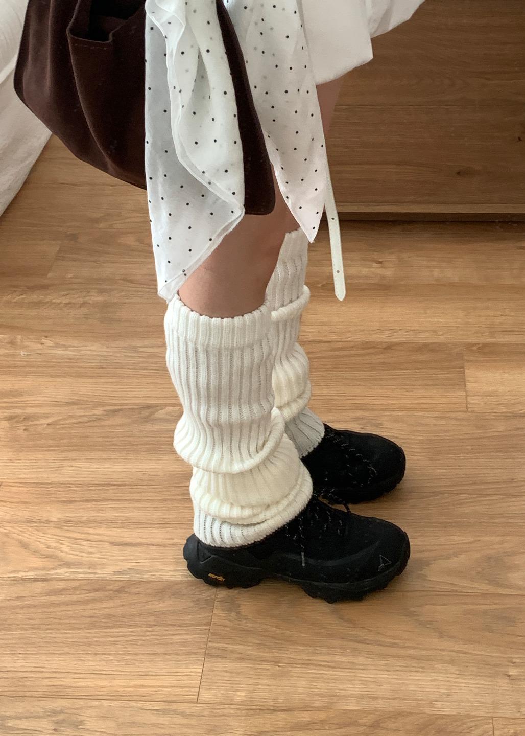 릿킴 WOOL-BLEND KNEE HIGH LEG WARMER
