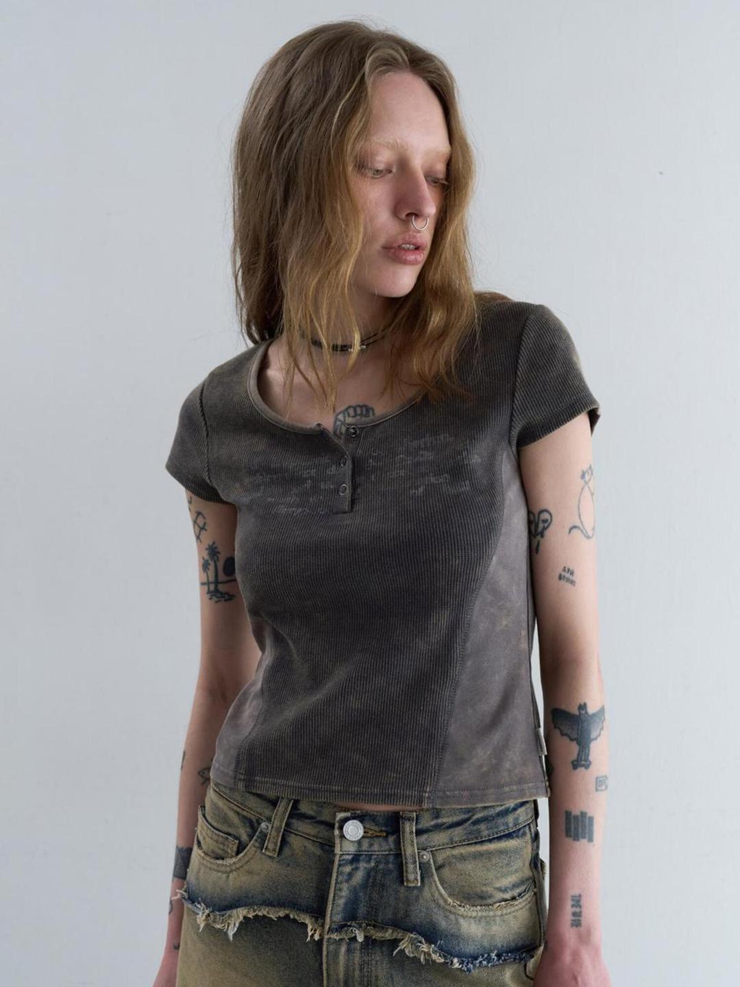 TOPSTITCH WAFFLE PIGMENT T-SHIRT [CHARCOAL]