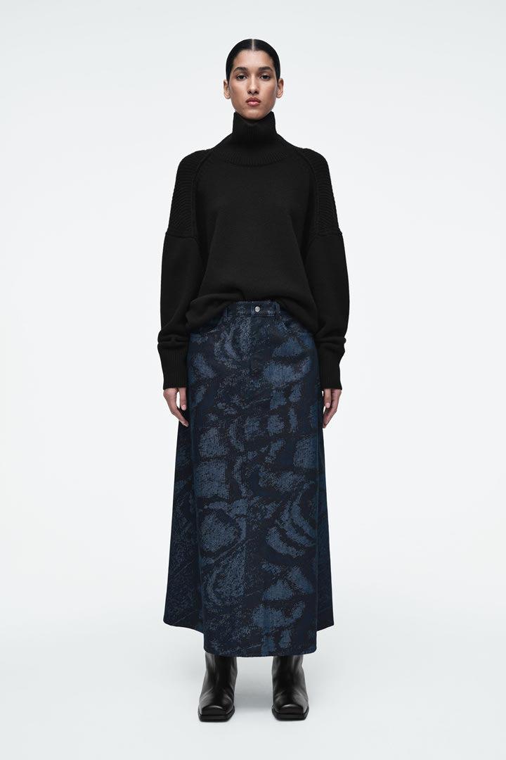 프린티드 데님 에이라인 미디 스커트