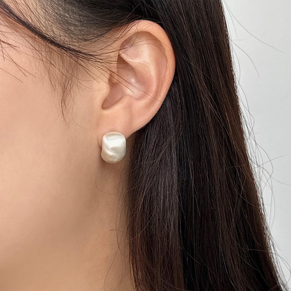 무광 유광 볼드 볼륨 두꺼운 데일리 링 귀걸이 티타늄 볼드한