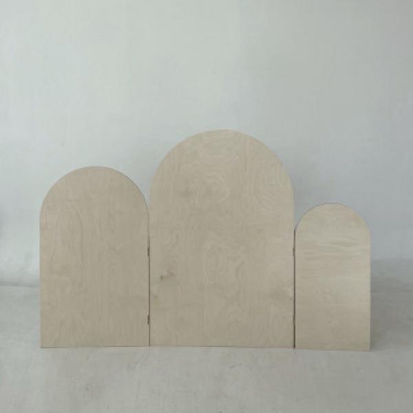 내츄럴 우드 언발란스 아치형 파티션