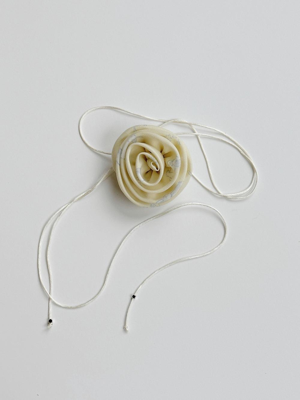Rose Brooch Necklace (2Colours)