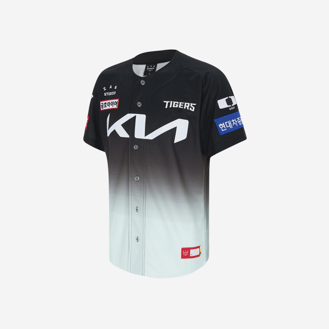 IAB Studio x KIA TIGERS 24 Authentic Dplus KIA Uniform Black (Non Marking Ver.)