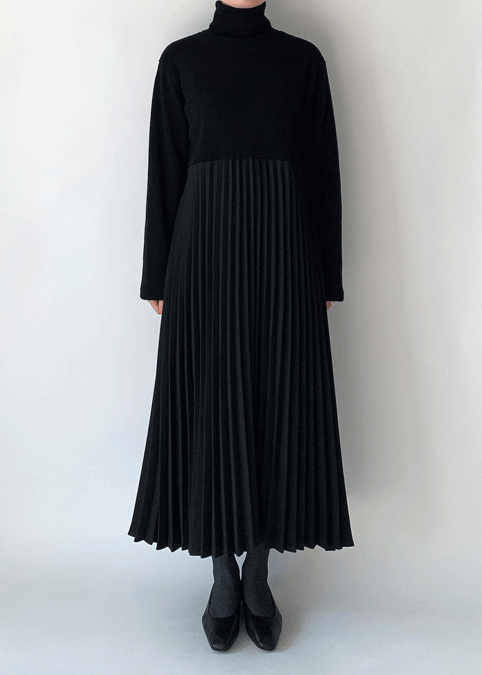기모 하이넥 피아노 플리츠 원피스