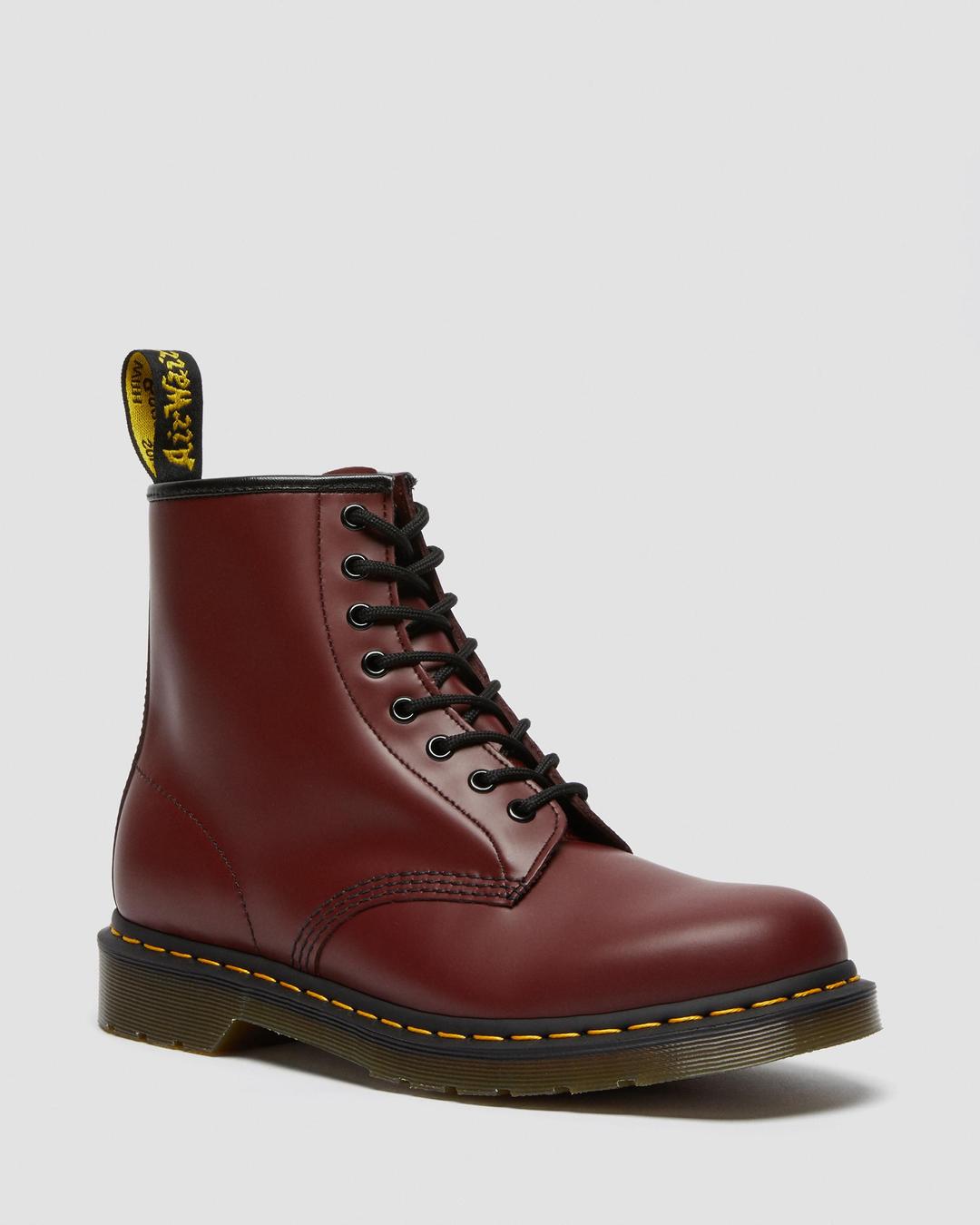 Boots 1460 en cuir Smooth à lacets en Rouge Cherry Red | Dr. Martens