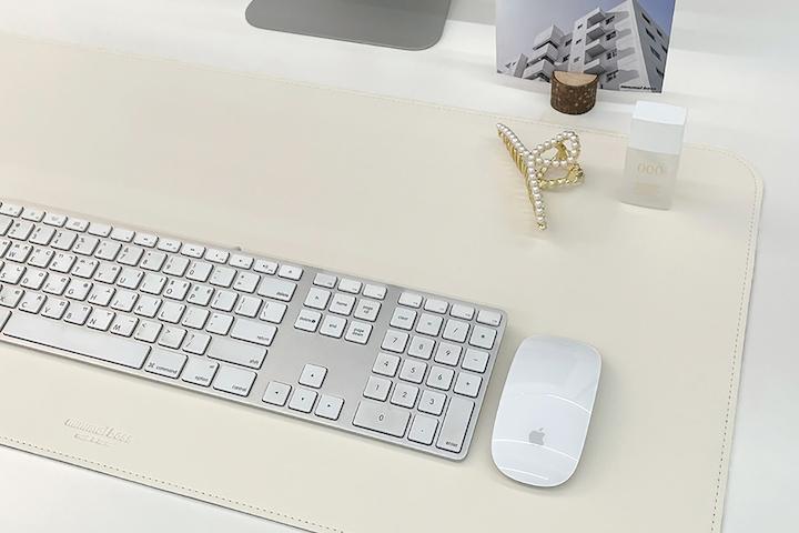 프리미엄 가죽 데스크 매트 책상 패드 투게더 바닐라 (마우스 패드, 티코스터 무료 증정)