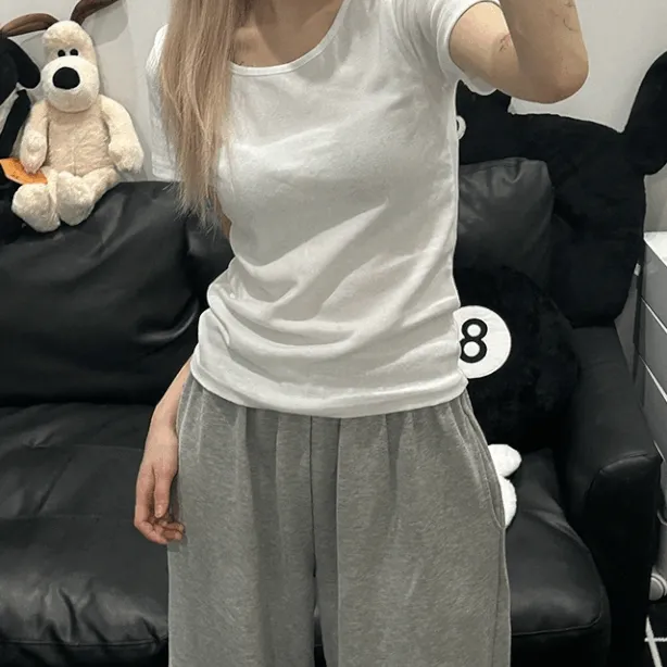 [🎀누적1,500장🎀] Butter slimfit u-neck short sleeve T 버터 슬림핏 유넥 반팔티