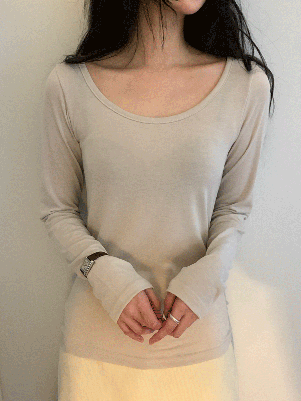 나이니 마시멜로 쫀득 스판 라운드 기모 티셔츠