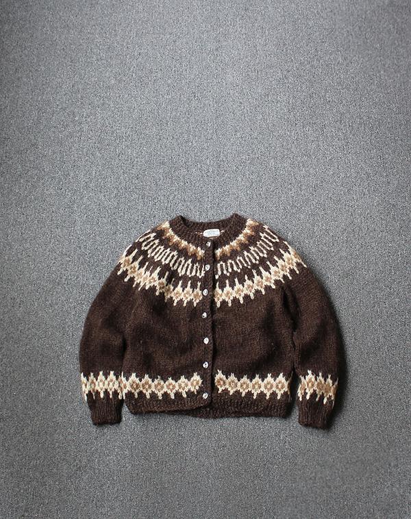60-70s “Icelandic imports lnc” Hand made Sweater