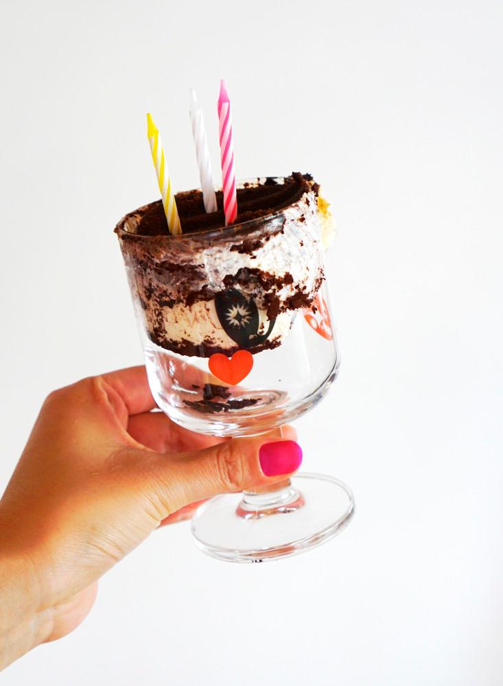 영주의 방 와인잔 버밀리언 하트