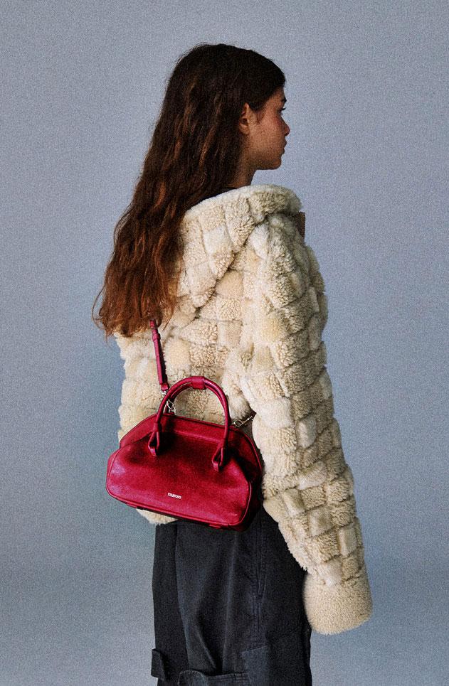 [NEW] CALLING BAG MEDIUM - RED