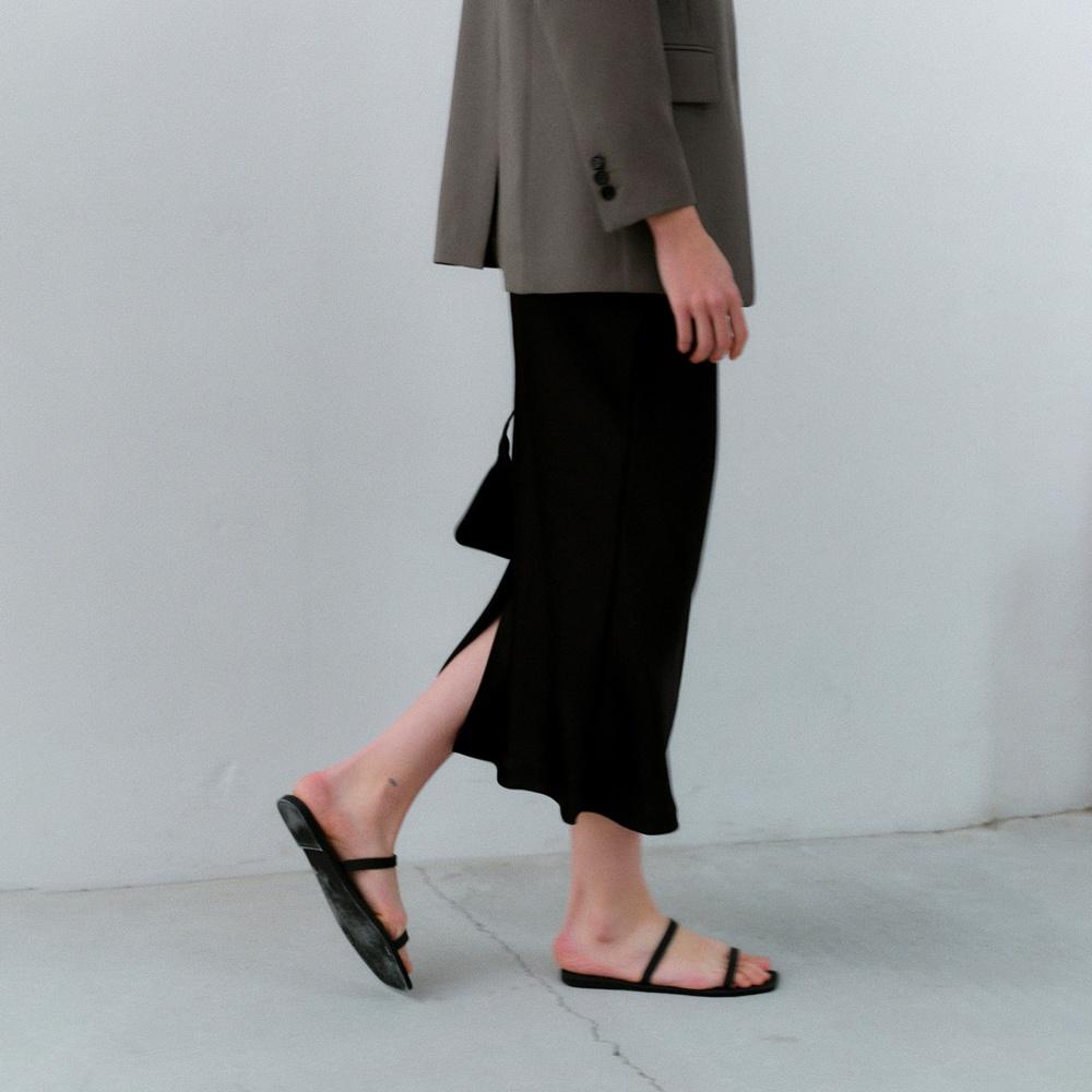 실키 스무스 스커트 - 블랙