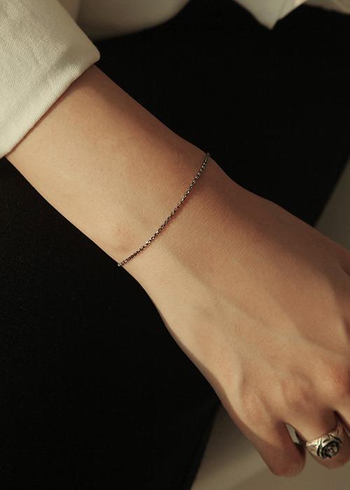 실버 심플 블랙 체인 팔찌