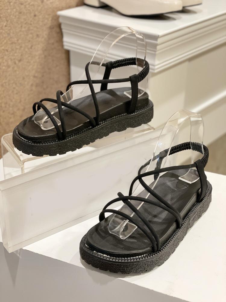 [리퍼브]에이트 슬림 스트랩 통굽 샌들 3cm (2N528)