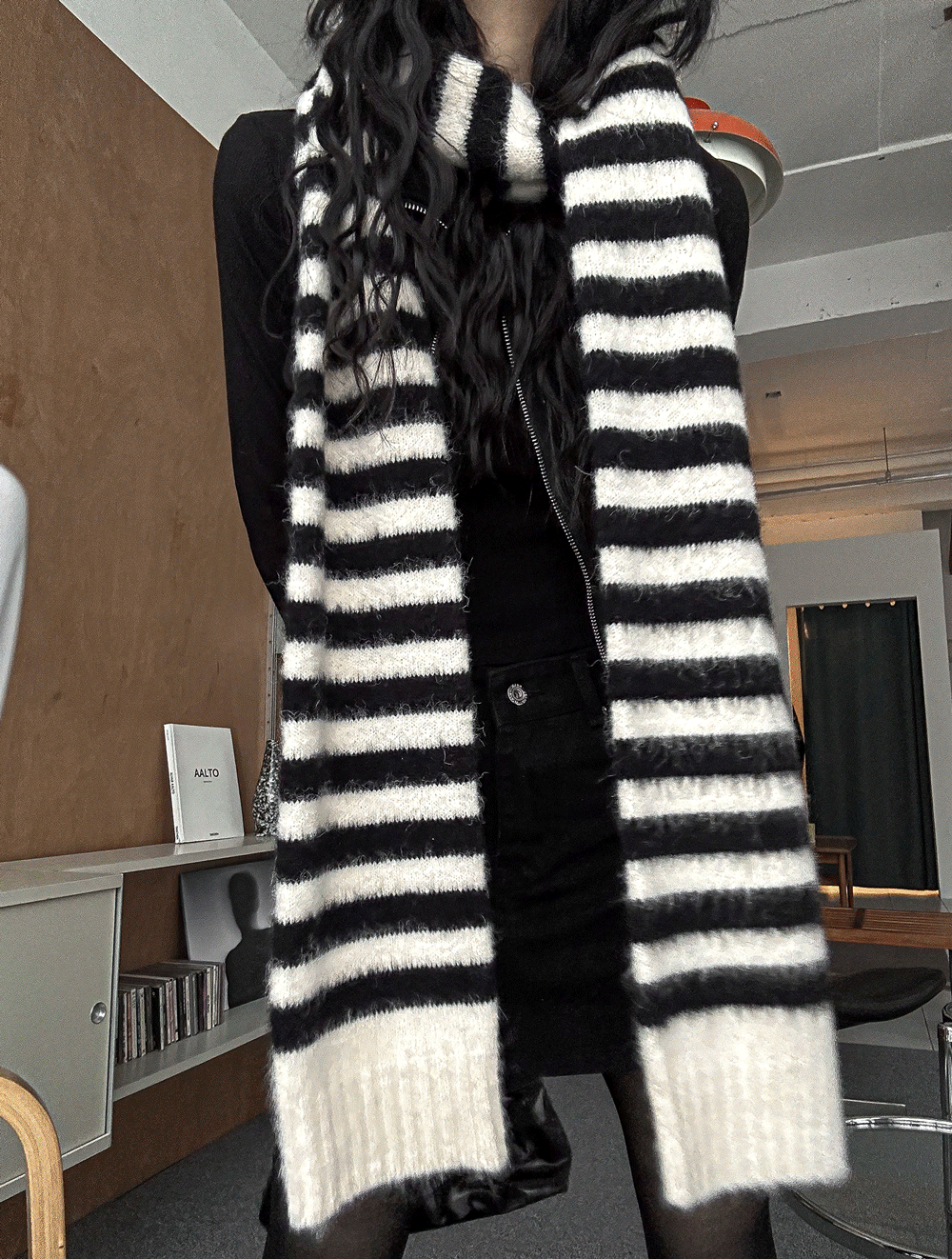 Clover striped muffler