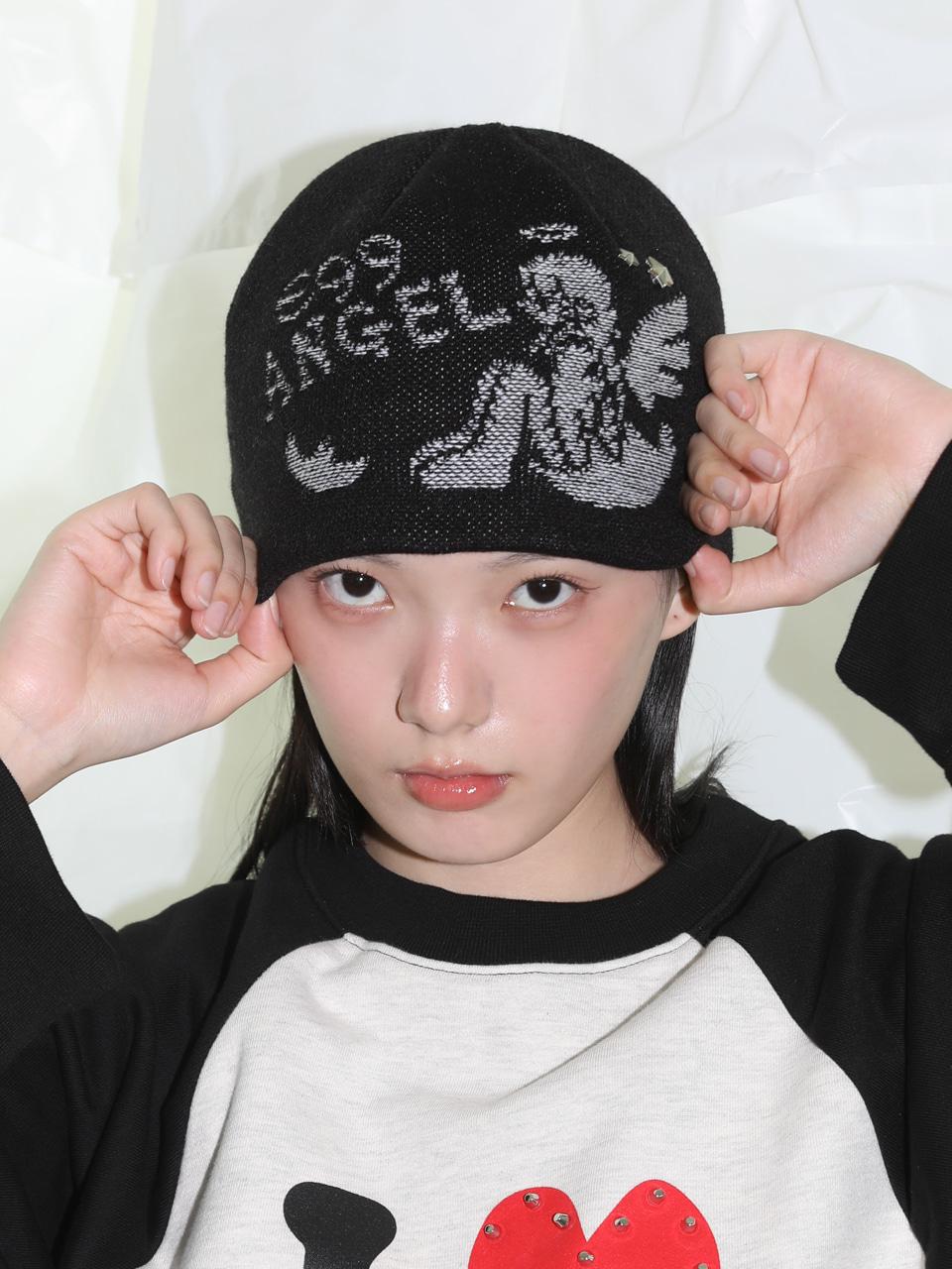 Egg Angel Beanie - BLACK