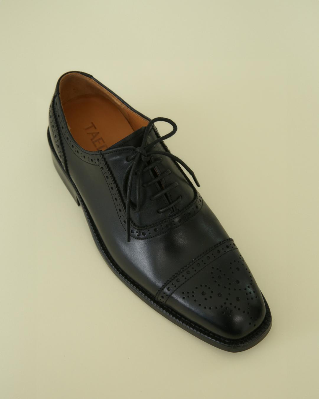 VIBRAM OCTO WINGTIP [BLACK]